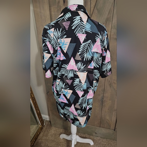 CHRUBBIES The 2 For Tee Performance Polo In Tropical Retro Print. Size Small - Picture 7 of 10